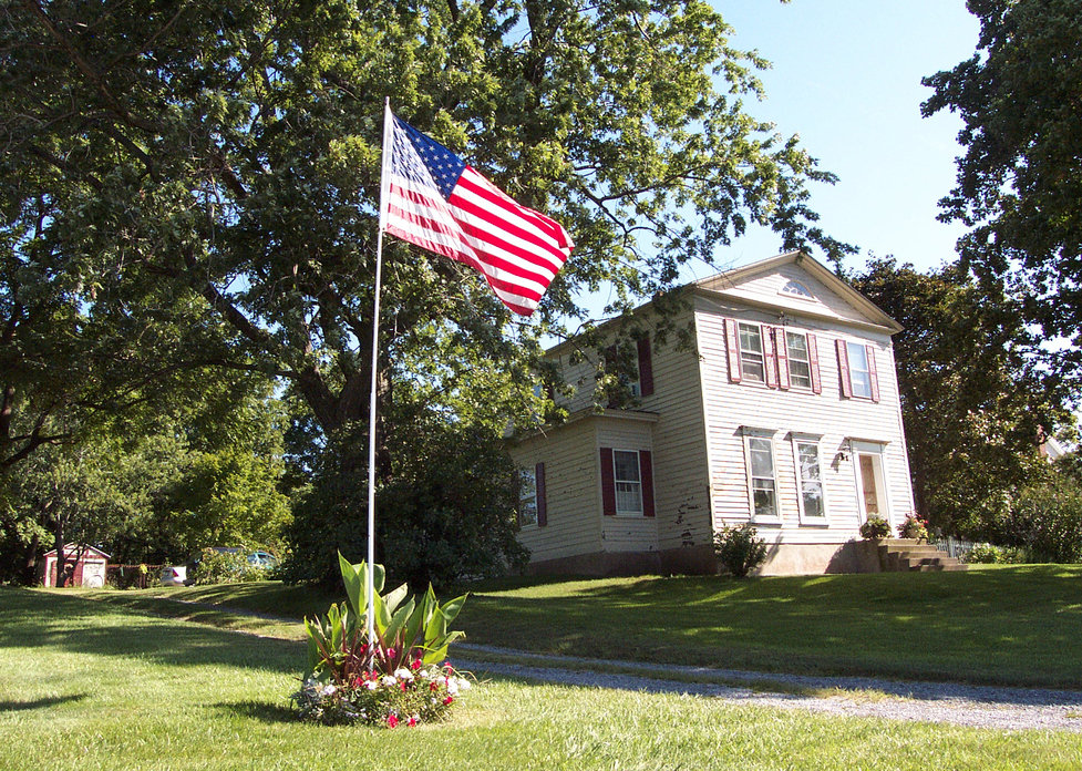 Canastota, NY: A dwelling of a typical red blooded American in Canastota