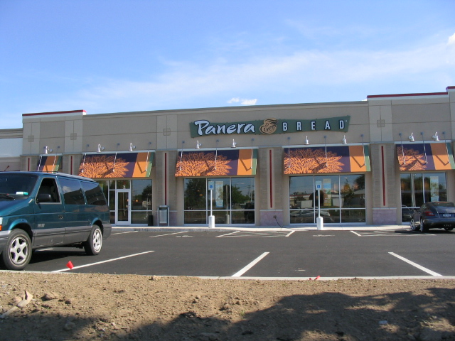 Cicero, NY: Typical new retail development in Cicero which is suburban Syracuse, NY