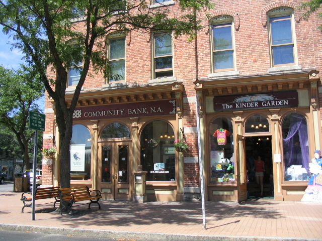 Skaneateles, NY : Village of Skaneateles downtown, which is just west ...