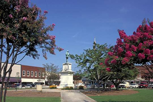 Gainesville, GA: statue in the old Gainesville square