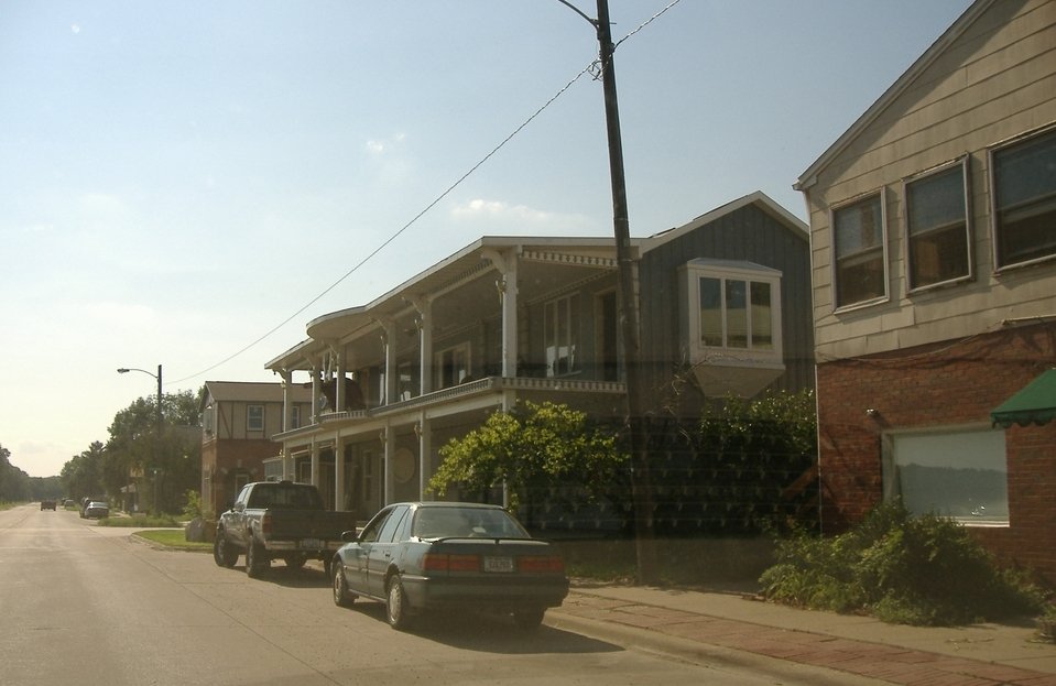 Buffalo, IA: downtown