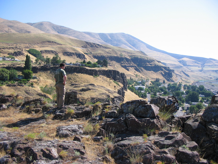 Wishram, WA from the cliff into town photo, picture, image