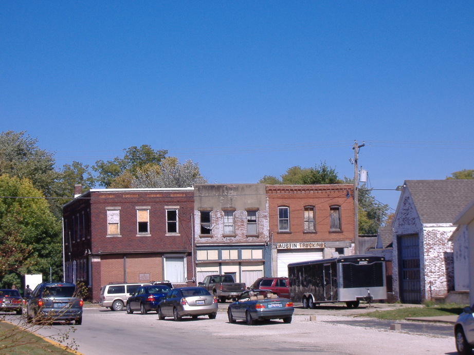 Maquon, IL: More downtown