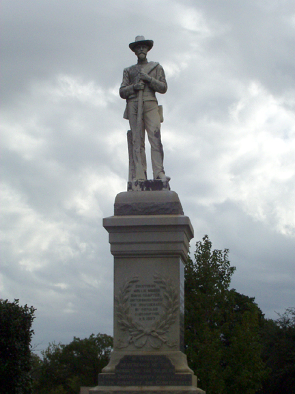 Tyler, TX: Confederate Memorial in Oakwood Cemetery