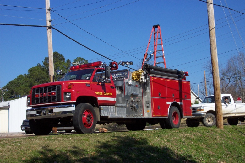 Edwards, MS: Edwards, Mississippi-Hinds County Fire Truck