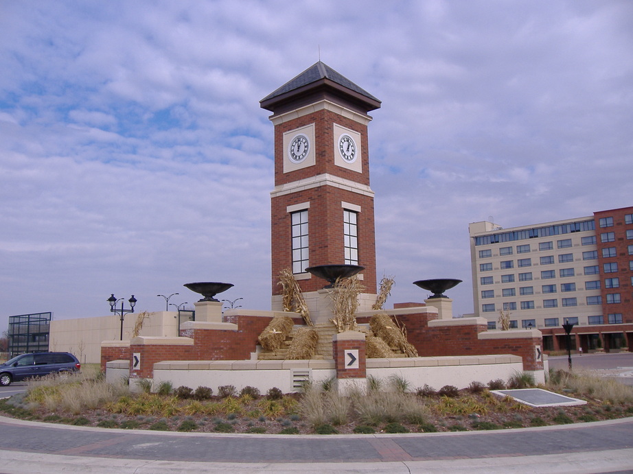 Coralville, IA: Iowa River Landing clock tower