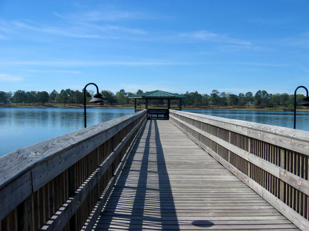 De Funiak Springs, FL: The new boardwalk, on Lake De Funiak