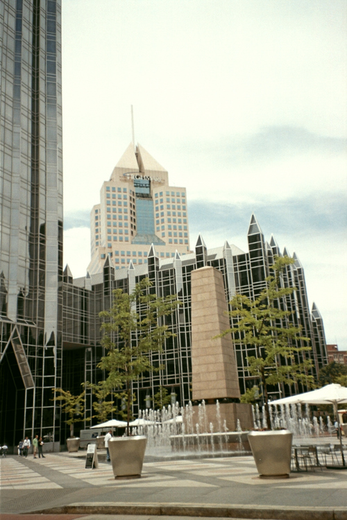 Pittsburgh, PA: PPG Place