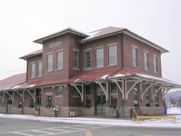 Elkins, WV: Elkins Railroad Depot, Downtown Elkins