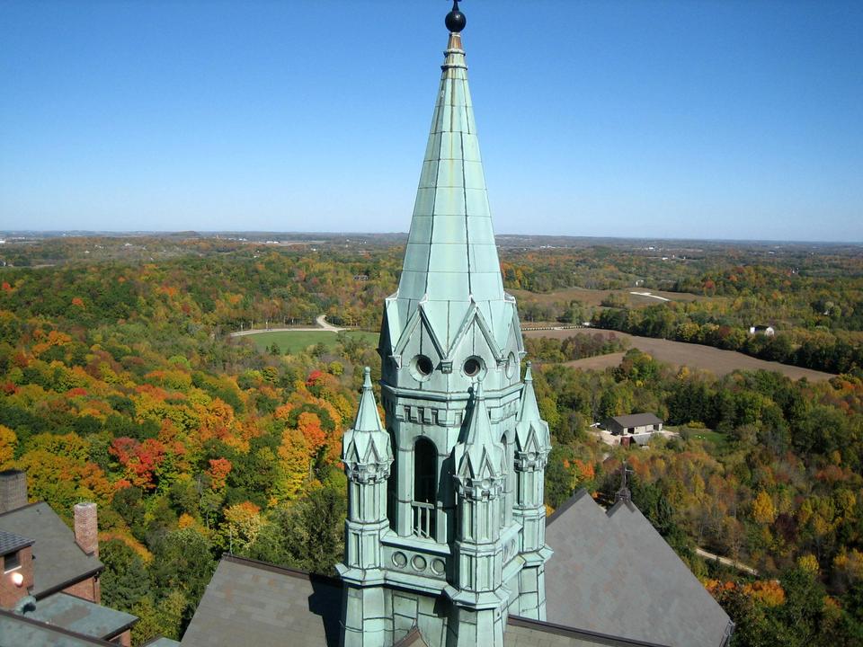 Milwaukee, WI: Holy Hill in fall