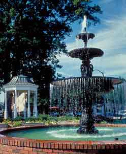 Marietta, GA: historic marietta square