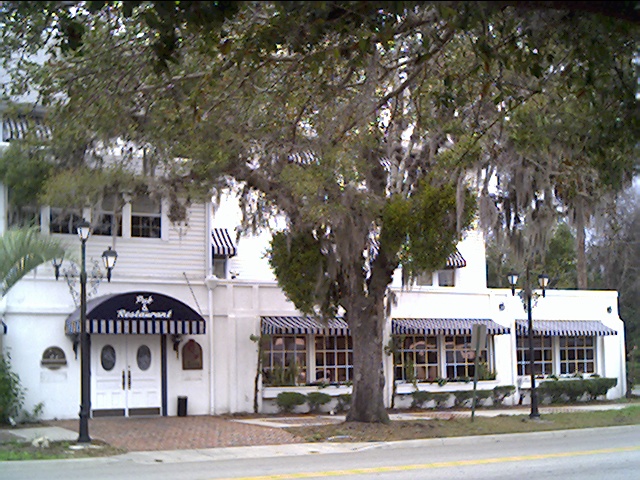 Inverness, FL: The Crown Hotel in Downtown Inverness