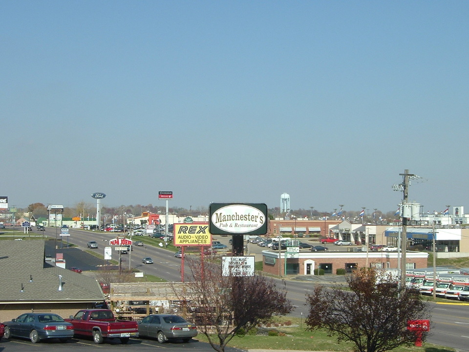 St. Joseph, MO: A view of North Belt Highway