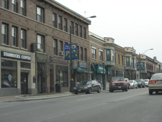 Libertyville, IL: Historic Main Street (Milwaukee Ave Rte 21) - Received the 1997 Great American Main Street Award