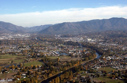 Grants Pass, OR: Looking east from Redwood area