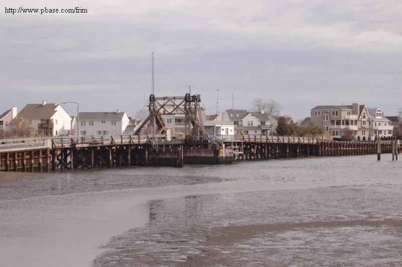 Brielle, NJ Glimmer Glass Drawbridge 108year old, woodenframed