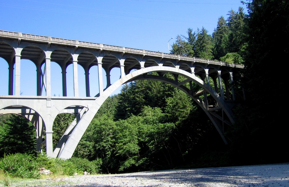 Florence, OR: Hwy 101 bridge over Cape Cove......
