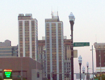 Peoria, IL: Downtown Twin Towers