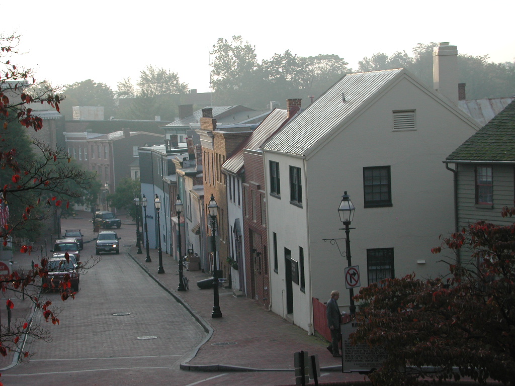 Annapolis, MD: Misty morning, downtown Annapolis, MD