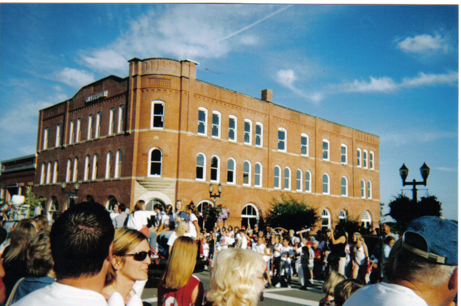 St. Clairsville, OH: old hotel during parade
