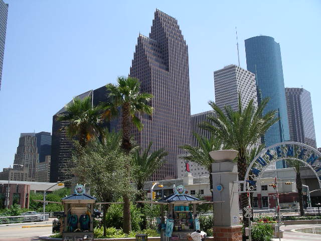 Houston, TX: A nice view of skyscrapers