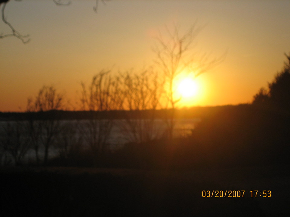 Cutchogue, NY: sunset in cutchogue