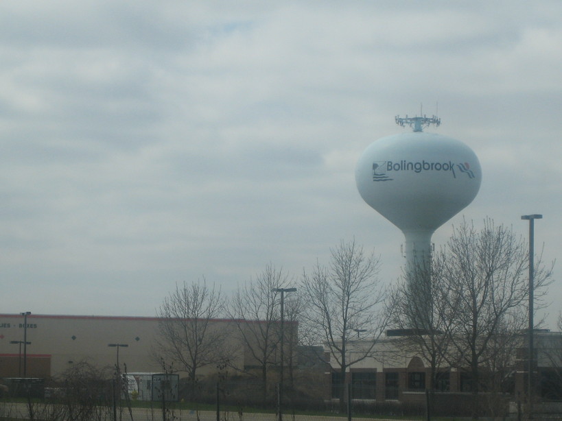 Bolingbrook, IL: view from I55 going south