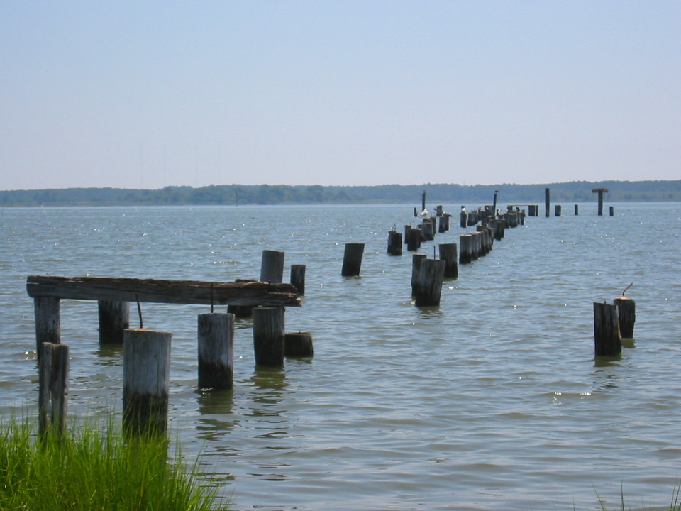 Poquoson, VA: Remains of pier at Amory's Wharf