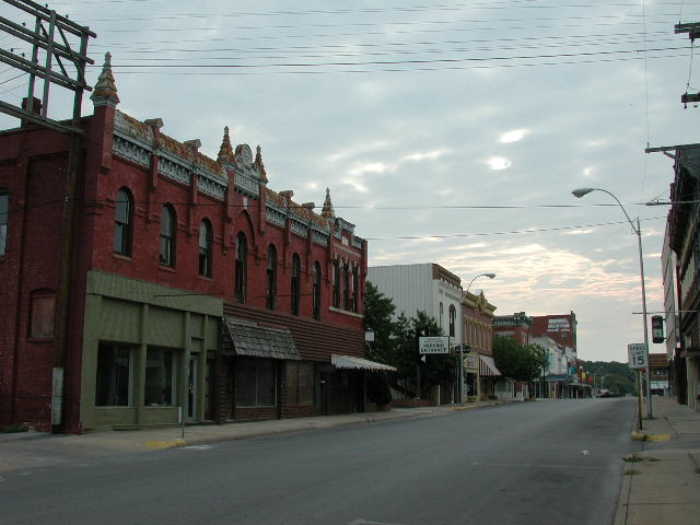 Neosho, MO: Historic Downtown