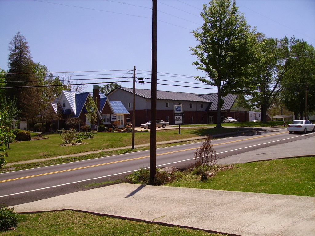 Waynesboro, TN: church recreation center