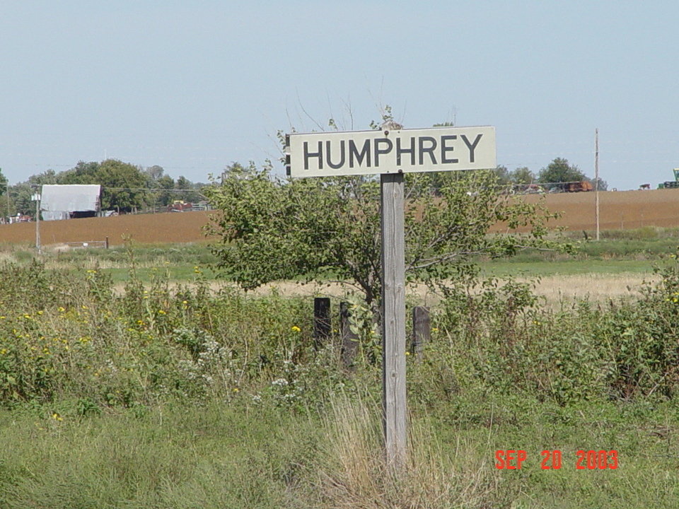 Humphrey, NE: In the good old days when Humphrey had two railroads, one use to got to Creston.