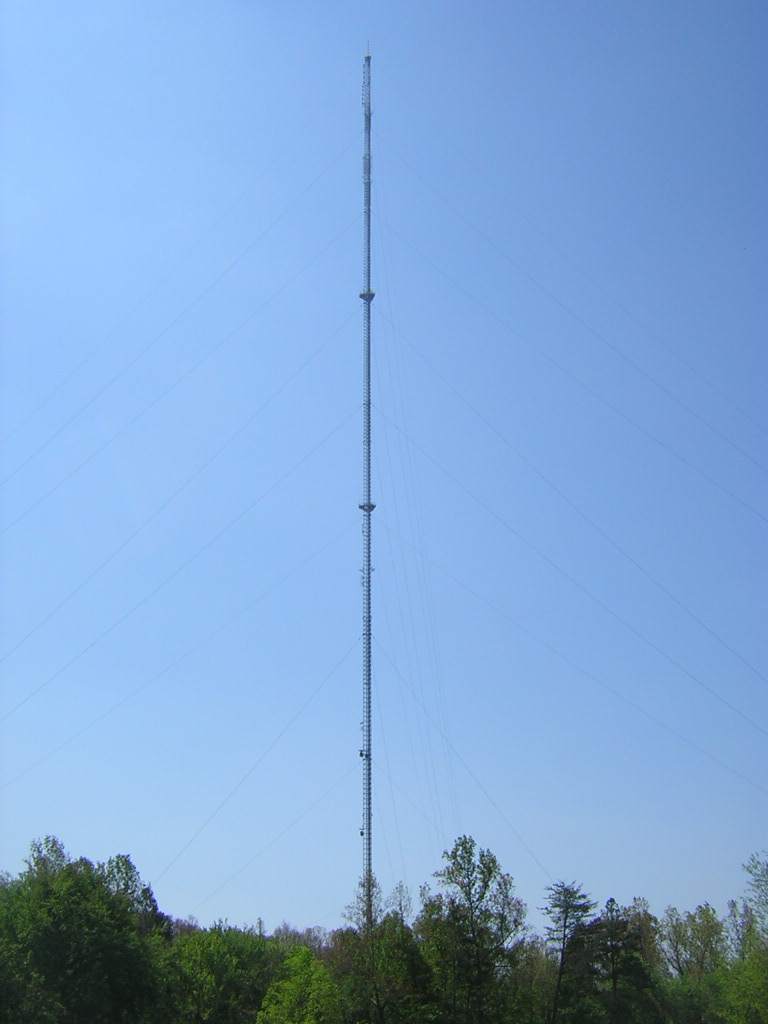 Dallas, NC: The 2,000 Feet Tall WJZY Tower in Dallas, NC. Also for 95.1, 96.1 & 97.9 FM Radio in the Charlotte Area