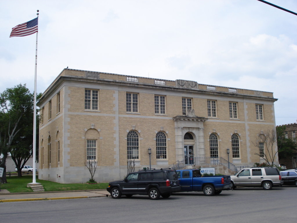 Taylor, TX Post Office photo, picture, image (Texas) at