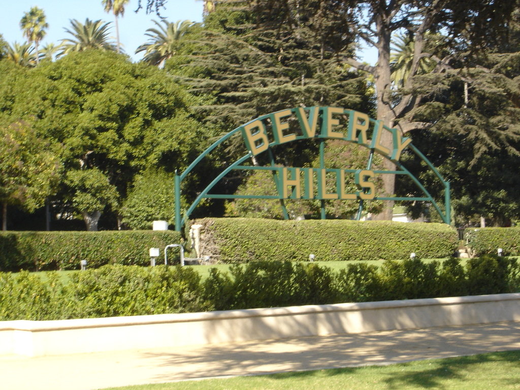 Beverly Hills, CA: Beverly Gardens Park