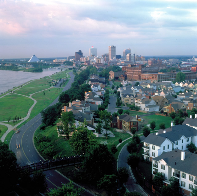 Memphis, TN: Riverside Dr.