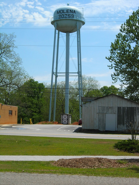 Molena, GA: water tower