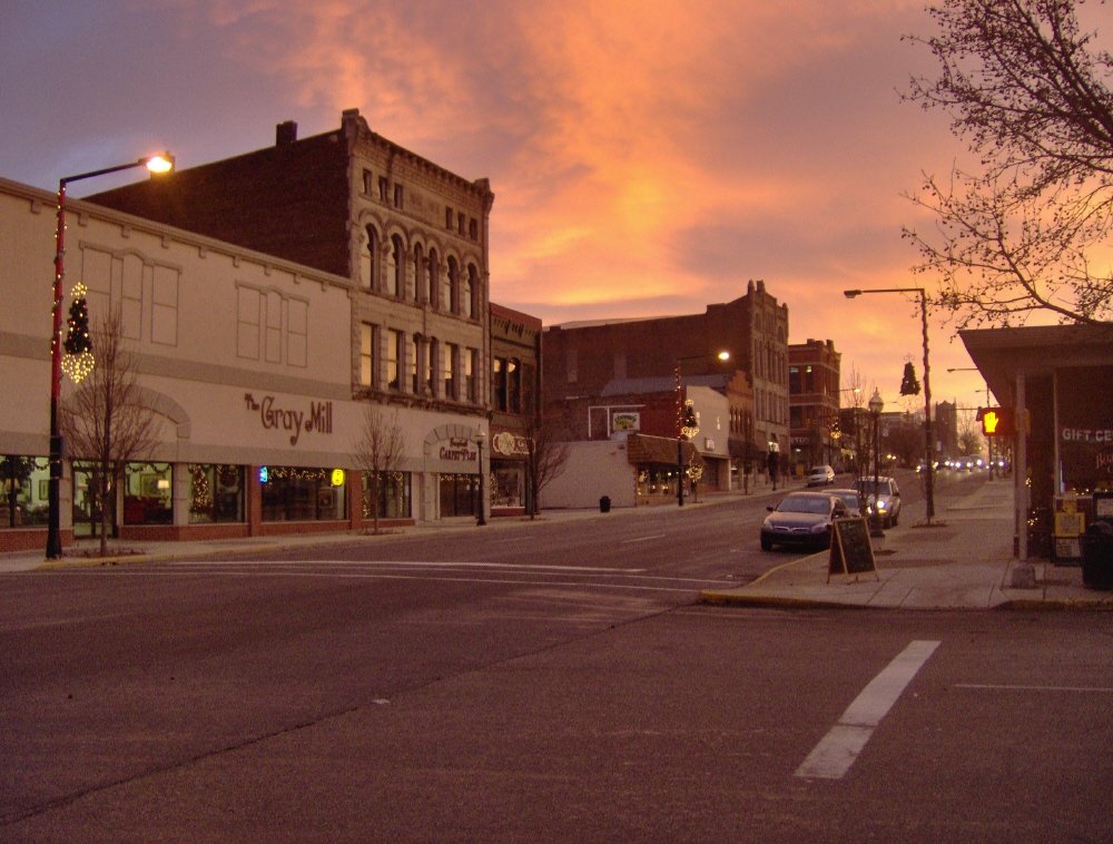 Logansport, IN: Holiday Morning in Downtown Logansport