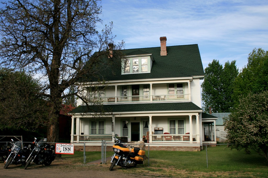 Fossil, OR B & B.... photo, picture, image (Oregon) at