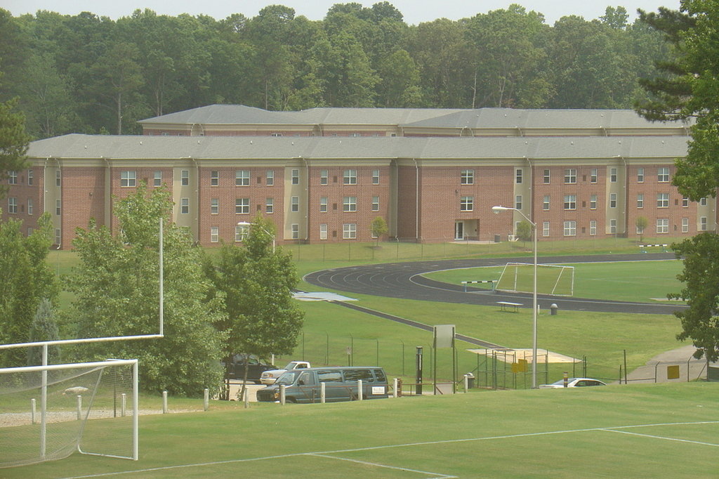 Carrollton, GA: Arbor View Suites, Track and Practice Field University of West Georgia