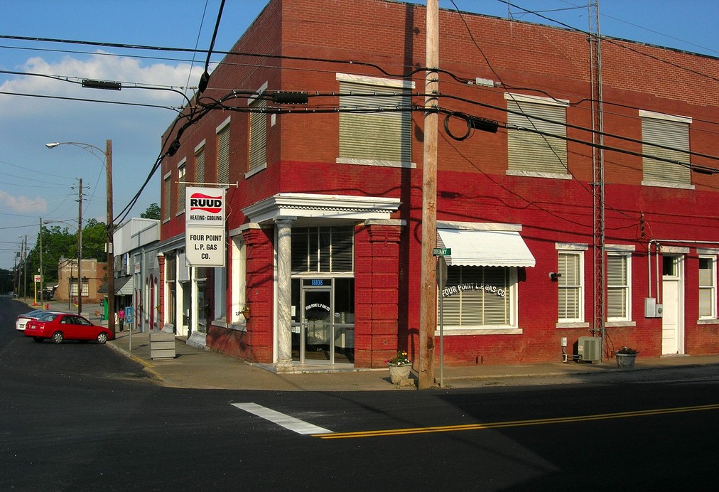 Woodbury, GA: DOWNTOWN, MAIN STREET