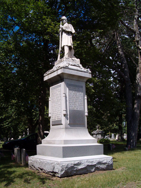 Elkhart, IN: Civil War Monument, Grace Lawn Cemetery