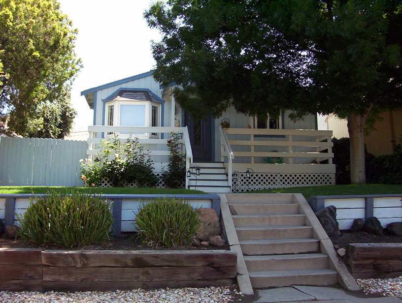 Clyde, CA Clyde home on Norman Ave. between Essex St. and Sussex St. photo, picture, image