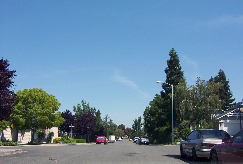 Clyde, CA Clyde looking down Wellington Ave. just before Trafalgar