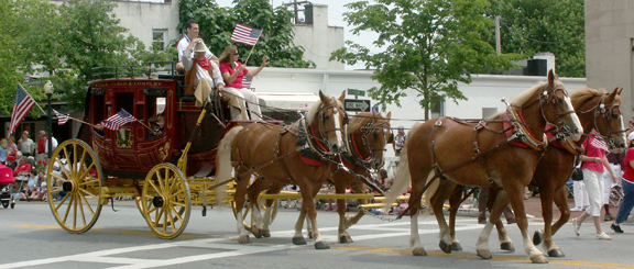 Southampton, NY: Wells Fargo 4th of July Parade