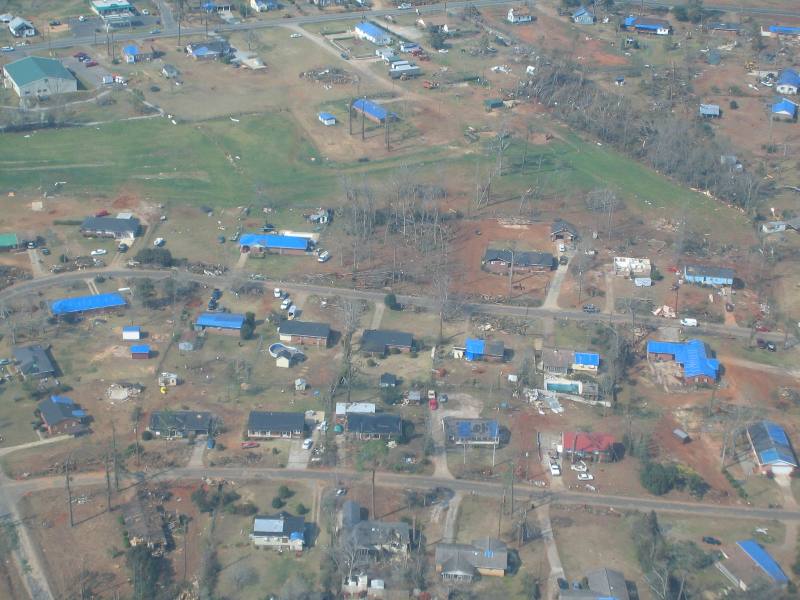 Americus, GA: March 2007 tornado damage/blue roofs - Pineview / PeggyAnn Drives