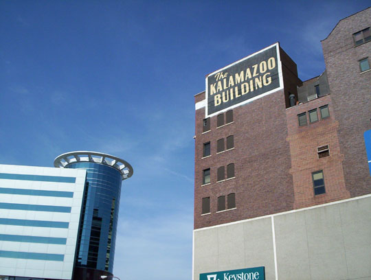 Kalamazoo, MI: Kalamazoo Building and the New Radisson