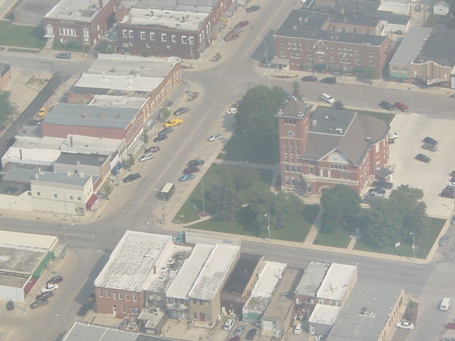 Clarion, IA: Downtown Courthouse Square