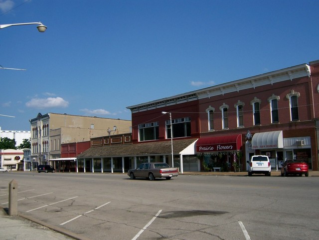 Girard, KS: Downtown