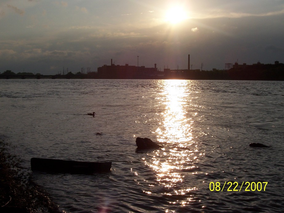 Rock Falls, IL: Sunset on the Rock River from Seward Park