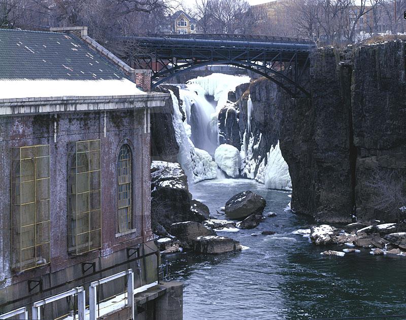 Paterson, NJ: Passaic River Falls (Frozen)